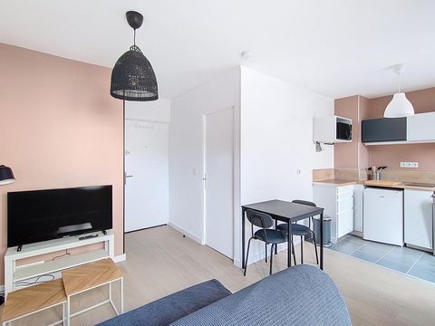 Studio refait à neuf avec garage, cave et centre-ville à pied !