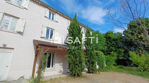 IMMEUBLE COMPOSE DE 16 LOTS