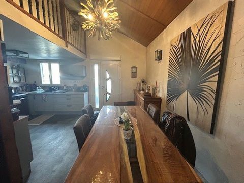 Chalet coup de cœur, semi-plain pied, moderne et chaleureux !