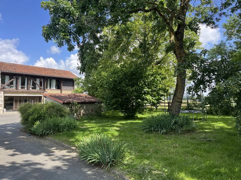 Grande maison familiale entièrement rénovée, 2ha, partie équestre et terrain constructible