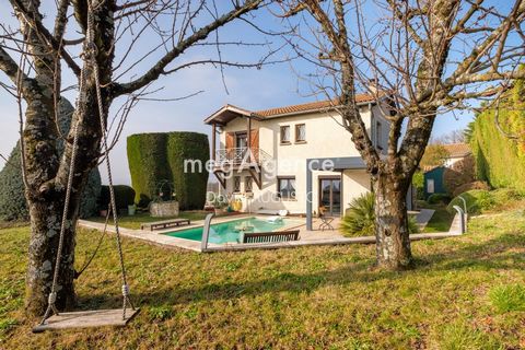 MAISON 3 CHAMBRES POSSIBILITÉ 4, GARAGE DOUBLE, PISCINE ET TERRAIN 840M2