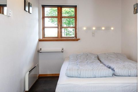 Holiday cottage with a 50 m² large wellness/activity room located on a large 2500 m² of enclosed plot with lawn. Firewood can be purchased at the house. The house contains a large living room with wood-burning stove and 4 large bedrooms. Large, open ...