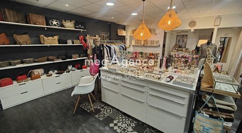 MONTECH - FOND DE COMMERCE DE PRET A PORTER DE 47M²