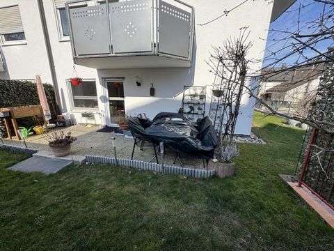 Vandaag was ik in een absoluut feel-good appartement. Een prachtig terrasappartement in Weiler bij Schorndorf. Het appartement is gelegen in een goed onderhouden appartementencomplex. Hier voel je meteen dat er voornamelijk eigenaren in het huis wone...