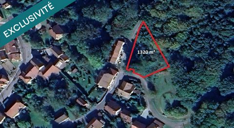 Terrain constructible de 1320 m²