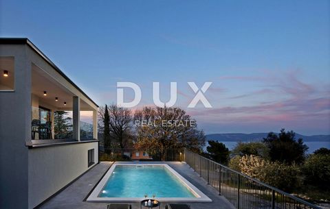 Location: Istarska županija, Labin, Rabac. ISTRIA, RABAC - House with a swimming pool and sea view On the southeastern coast of Istria, where green hills meet the sea, where nature and heritage unite, just four kilometers apart, there are two towns o...