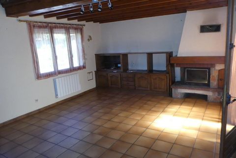 Chepy : maison 95m2, 3Chb, cour, terrasse.