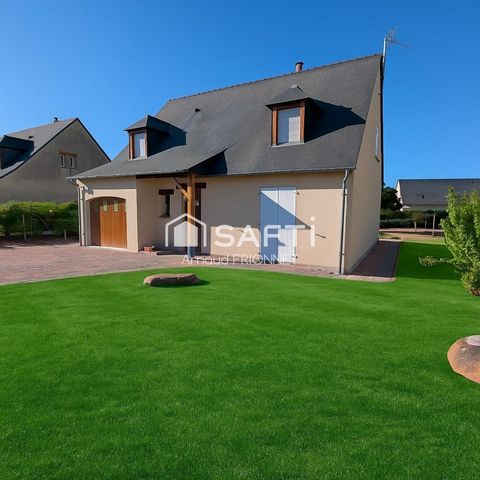 BEAU POTENTIEL - GRANDE MAISON DANS LE BOURG DE TRELAZE