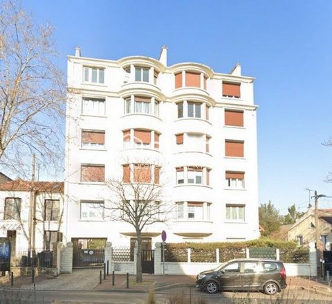 Nanterre Limite Rueil, 3 pièces traversant et lumineux