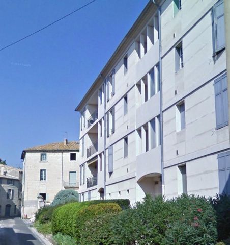 Appartement T3 70m2 centre historique Uzes