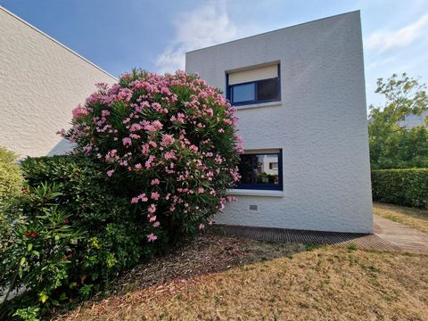 Maison rénovée ,le bourg et la plage à pied