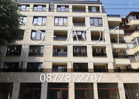 REFERENCE NUMBER:160005 PROPERTIES S-DOM PRESENTS TO YOUR ATTENTION. NO COMMISSION!! BUILDER'S PRICE!! FOR SALE shop located on the ground floor, facing a main boulevard, large corner showcase, warehouse 24.24 sq.m. m., sanitary room. Suitable for ph...