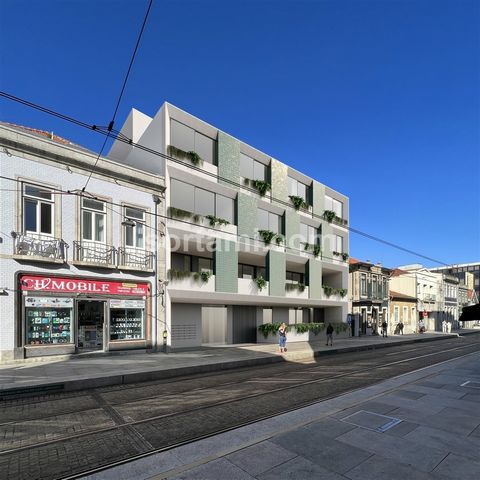 The newest development located in the heart of Matosinhos, on one of the busiest streets, in front of the metro station! The development consists of two buildings, with 44 new apartments of type T0, T1, T2 and T3, with modern, clean and excellent qua...