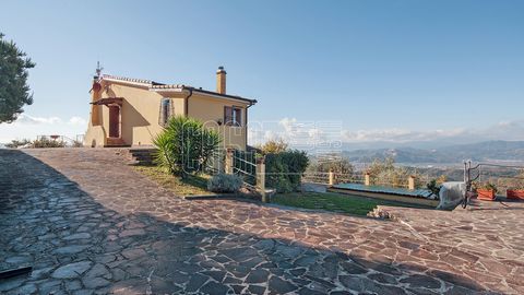 Prulla which is situated on the first hill of Sarzana , 15 minutes from the center and from the highway, near the beaches of Marinella, 15 km from Lerici. the property is composed by 5 buildings, 2 hectares of land with an open views on the countrysi...