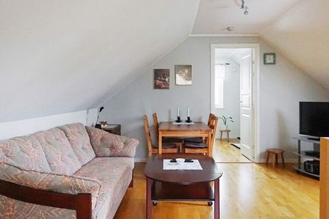 On Gotland's beautiful west coast, you have the opportunity to live in a nice apartment in Brissund, close to a magical viewpoint where you can watch a beautiful sunset over the sea you won't soon forget. Proximity to a fantastic coastal strip that i...
