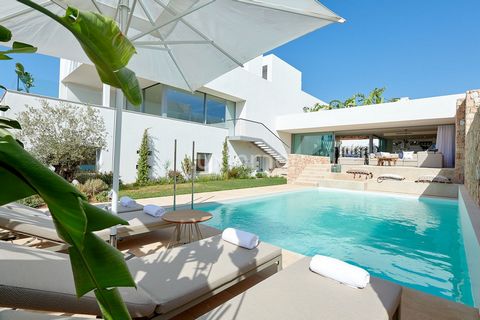 Magnificent new construction villa in Cala Comte, Ibiza, Balearic Islands. Newly built villa complex in Ibiza the most advanced materials, 24/7 concierge service, private security and spectacular sea views. Cala Conta is one of the most valued coves ...