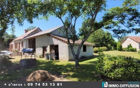 Mandate N°FRP144069 : In a cul de sac, at the end of a hamlet in the countryside, on a plot of 1350 m2 adjoining the house, plus a small plot of wood of 245 m2 located about 300 m away. Old farmhouse comprising a dwelling house with a barn and a lean...