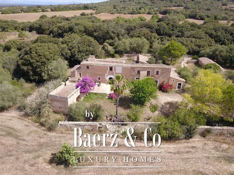 This magnificent plot of 395.440 m² is located in one of the most peaceful and beautiful areas between Manacor and Sant Llorenç and is a unique investment opportunity. It is divided into 5 large parcels of land to develop a rustic housing project wit...