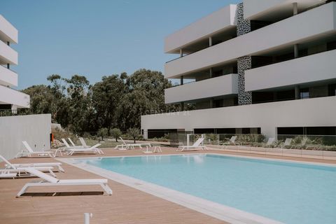 Architecture: Mário Martins Atelier Architecture The Santa Maria Apartments & Lifestyle stands out for its modern and bold architecture, which, combined with a prime location in the highest area of the city of Lagos, Algarve, offers the perfect condi...