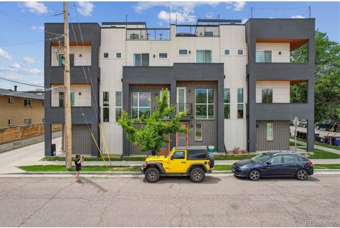 This perfect location in the heart of LOHI offers walkability in all directions to include Patzucuaros, Spuntino & Little Man*This luxurious townhouse embodies Modern Luxury w/Panoramic City Views from the rooftop deck-a true oasis, offering front ro...