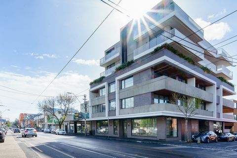 (Shop 1) 287 HIGH STREET PRAHRAN VIC 3181 (Shop 2) UNIT 1 1A YORK STREET PRAHRAN VIC 3181 **Expression Of Interest Closing Thursday 10th October at 4 pm** Barry Plant Commercial is offering two prime commercial properties for sale in Prahran, located...