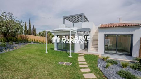 Located in Vilamoura. Welcome to this brand-new 2+1-bedroom semi detached villa located in a peaceful gated community within walking distance to the 