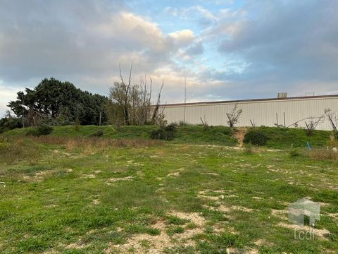 à 10 minutes à l'est de Montélimar, terrain à bâtir de 440 m