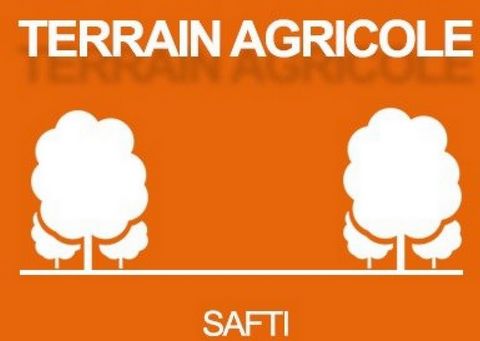 Terres agricoles, plat, avec station de pompage