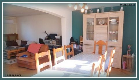 Découvrez proche de Bitche , Lemberg cette maison T7 de 164 m² sur un terrain de 401 m², proposée par votre agent local Didier Gein. Idéalement située à proximité du centre du village et des écoles, cette maison offre tout le confort nécessaire à vot...