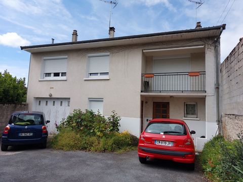 Fiche N°Id-LGB175407: Boussac, secteur Centre ville - ecole - comm, House of about 132 m2 comprising 5 room(s) including 3 bedroom(s) - - Ancillary equipment: garden - courtyard - garage - - heating: Collective fuel oil - More information available o...