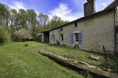 Maison de caractère, commerces proche