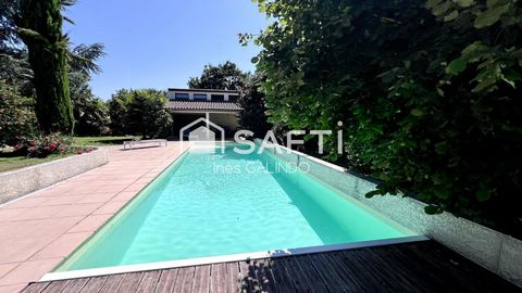 Maison 6 pièces 210m²