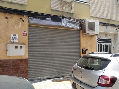NO COBRAMOS COMISIÓN DE INTERMEDIACIÓN AL COMPRADOR. Excelente oportunidad de adquirir en propiedad este local comercial con una superficie de 71,7m² ubicado en la localidad de Molina de Segura, provincia de Murcia. Dispone de buenos accesos y está b...