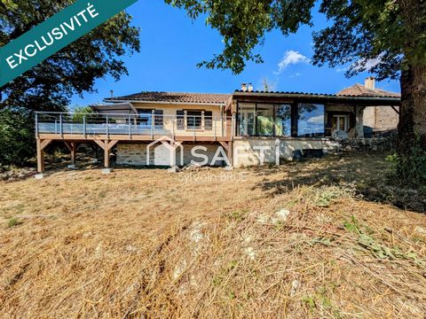 Maison en pierre restaurée avec vue dégagée, au calme