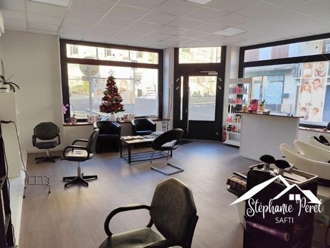 Vivez ou investissez au cœur de Neuvic – Immeuble prêt à être utilisé avec local + logement !