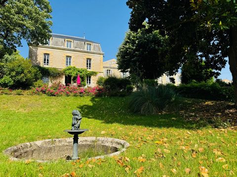 Demeure d'exception en bord de Sèvres - Un cadre rare et chargé d'histoire -