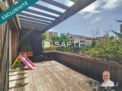 Villa T5 en triplex, moderne aux portes de Lyon