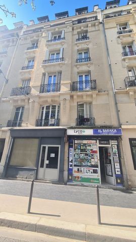 AXIMMO vous propose l’acquisition des murs d’une boutique de 26 m2, située dans le 20e arrondissement de Paris. Ce bien est actuellement occupé par un locataire exerçant une activité d’achat, vente de produits informatiques, téléphonie et accessoires...