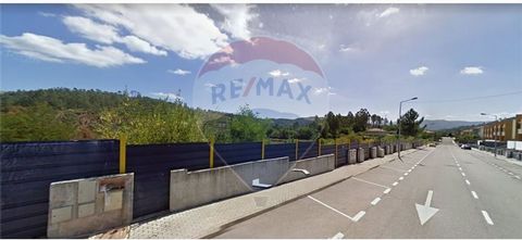 Description Plot for construction of Single Family House with R / C plus 2 floors with sun exposure to the east / west inserted in allotment approved by the municipal chamber of Vieira do Minho 1Km from the center of Vieira do Minho. Area of Lot 31: ...