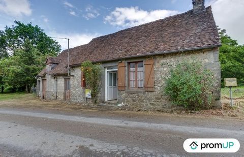 Old house with high potential nestled in a green setting! Restore all its charm to this adorable traditional house, located in the middle of the Normandy countryside.  It is a house with land, for sale in the town of La Ferté-Macé in the Orne. A town...