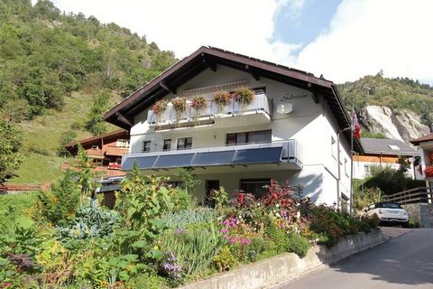 This spacious holiday apartment for a maximum of 4 people is located on the 2nd floor of Haus Giltstein, directly in Mörel / Valais, at the foot of the Riederalp in the famous Aletsch region. The apartment has a large living room with sleeping facili...
