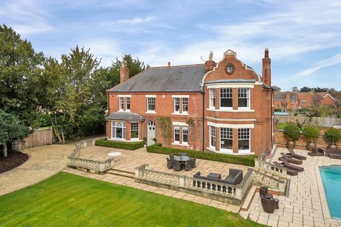 An important and classic Nottinghamshire residence presented to an exceptionally high standard throughout offering generous and flexible living accommodation, set in some 1.6 acres on the edge of a sought after and unspoilt village. SCYLLA HOUSE Scyl...