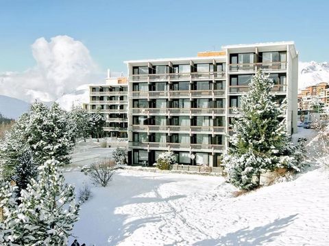 French Property for Sale in Les Deux Alpes This charming ski-in/ski-out residence is located in the heart of the Les Deux Alpes and close to Champamé ski lift. The Jandri apartments are furnished and equipped (electrical appliances, kitchenware, TV) ...