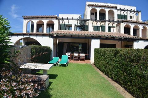 In residential complex Les Oliveres we are selling a semidetached house of 100 m2 distributed in 3 bedrooms 2 bathrooms living room kitchen terrace with porch on the ground floor private garden sun terrace on the top floor and open parking space The ...