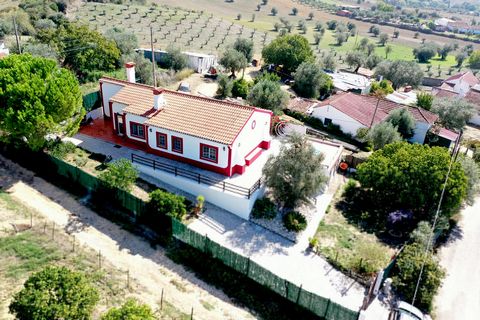 Charming Mediterranean Style Villa near Santarem Central Portugal If you're in search of the perfect home in Portugal, your search ends here! Welcome to this stunning Mediterranean-style villa nestled in the serene countryside of Central Portugal. Pr...