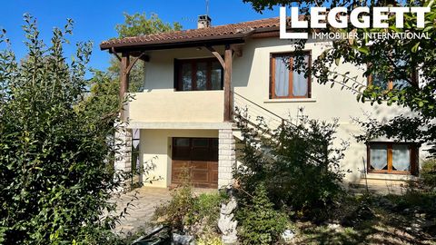 A24776BE47 - For sale near Eymet is this attractive, fully renovated house with approx. 80m2 of living space and a converted basement, set in grounds of 3750m2, enclosed and secured by an electric gate. The grounds are beautifully planted with trees,...