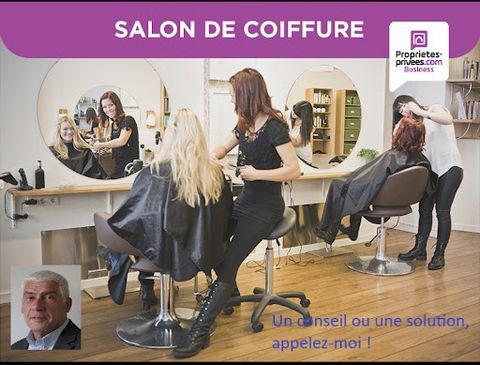 Isère , Voiron en hyper centre-ville, Claude Couzin vous propose ce fonds de commerce de salon de coiffure 60 m² existant depuis près de 15 ans. Enseigne située dans un secteur dynamique, clientèle fidélisée CSP+, sur rue passante et touristique. Cet...