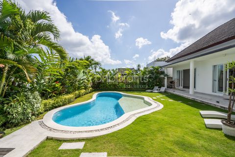 This villa is located in the peaceful and secure neighborhood of Batu Bolong. This stunning villa offers a serene and tranquil environment, perfect for those seeking a quiet retreat. With a land size of 6.25 are (625 m2) and a spacious building size ...