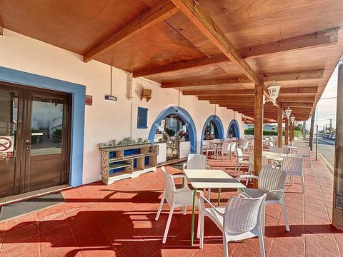 Lucas Fox presents for sale a famous traditional Menorcan restaurant with family-friendly cuisine located in the Cala'n Porter development , in the municipality of Alaior. We find an active business that works all year round with regular clients duri...