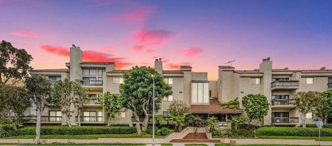 Welcome to this charming condo in Playa del Rey, where coastal living meets comfort and convenience. Just a stones throw from the beach, this 2-bedroom, 2-bathroom residence boasts modern amenities and top-notch security with concierge services, gate...